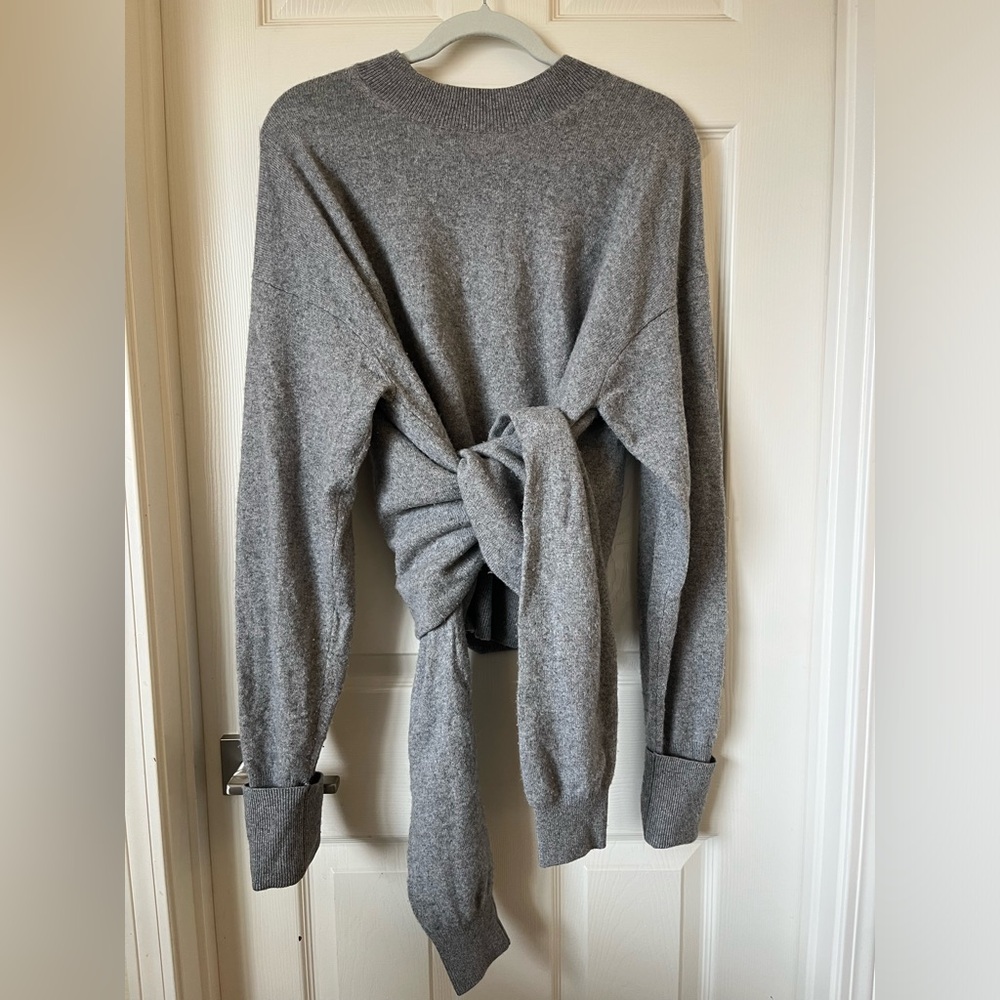 Chic Alexander Wang Gray Tie-Back Sweater in Size L